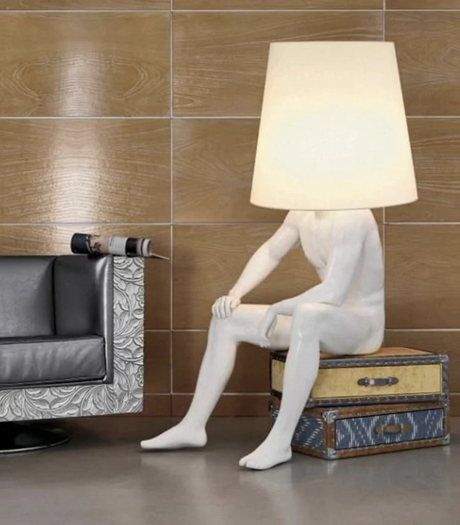 Sculpture Homme Assis – L’Homme Lumière