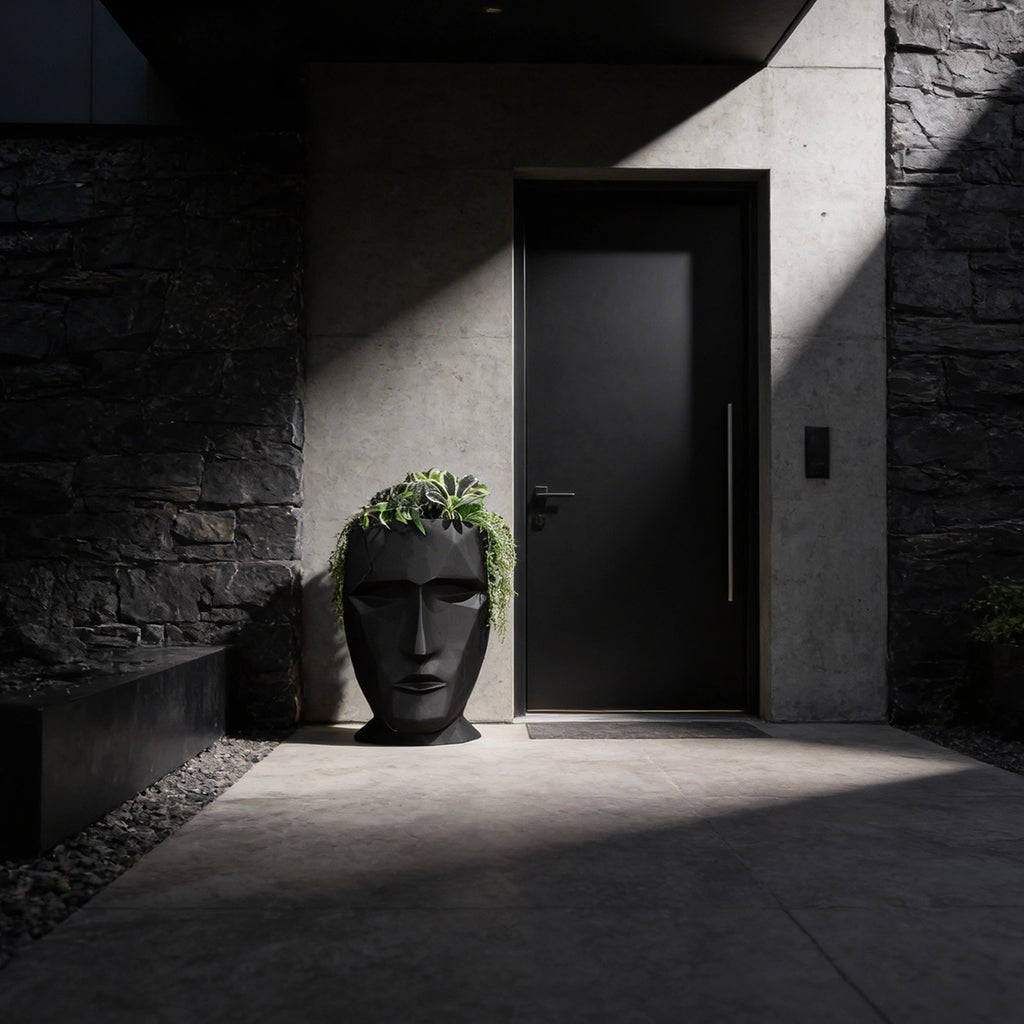 Grand Vase Visage Design – Objet d’Art Déco