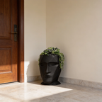 Grand Vase Visage Design – Objet d’Art Déco