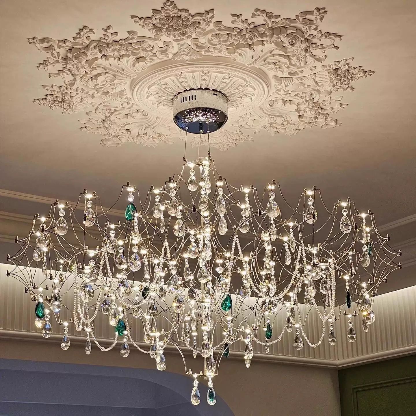 Lustre Monumental Cristal & Émeraude