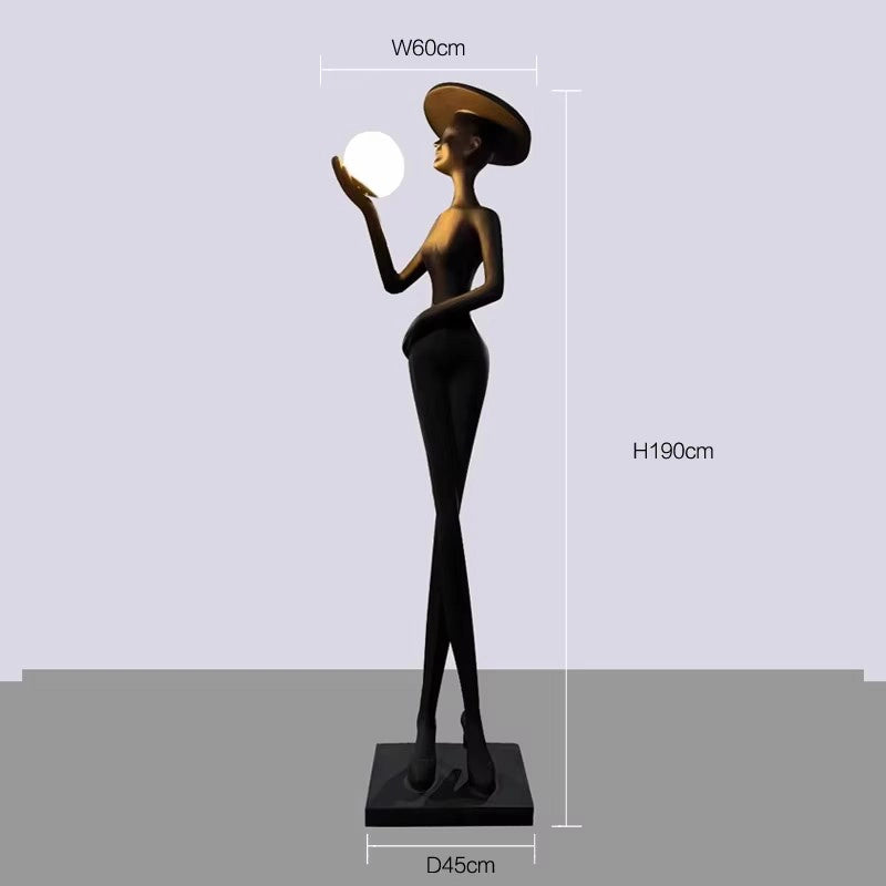 Lampadaire Femme au Chapeau