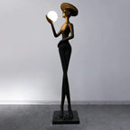 Lampadaire Femme au Chapeau