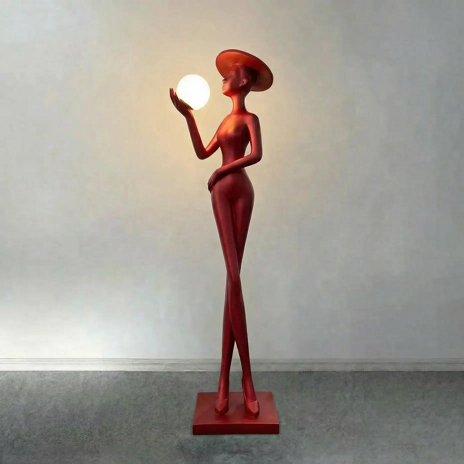 Lampadaire Femme au Chapeau